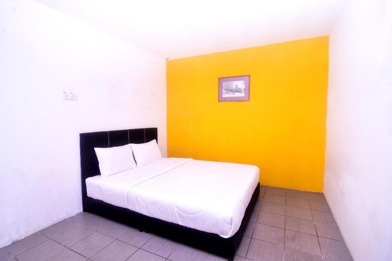 สปอต ออน 89886 แบ็คแพ็คเกอร์ สเตย์ เซอร์วิซ Hotel กูชิง ภายนอก รูปภาพ