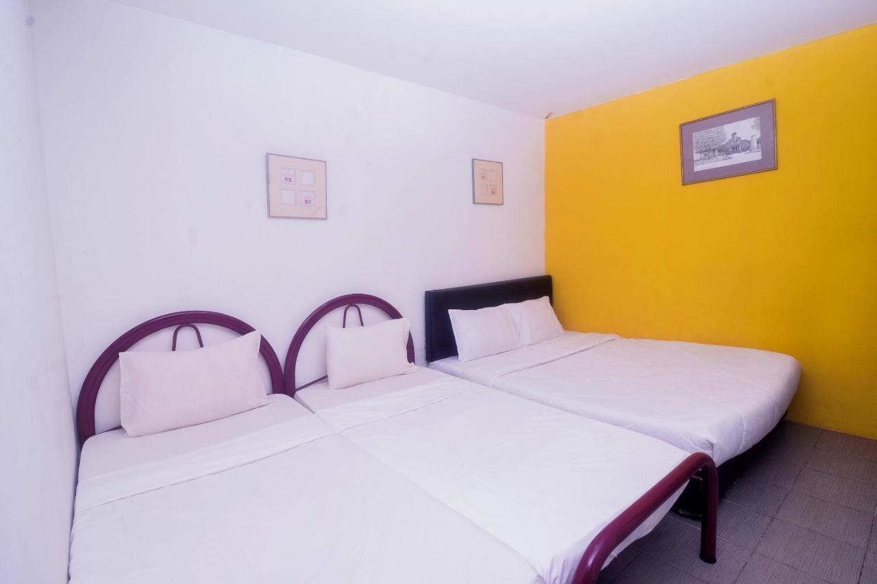สปอต ออน 89886 แบ็คแพ็คเกอร์ สเตย์ เซอร์วิซ Hotel กูชิง ภายนอก รูปภาพ