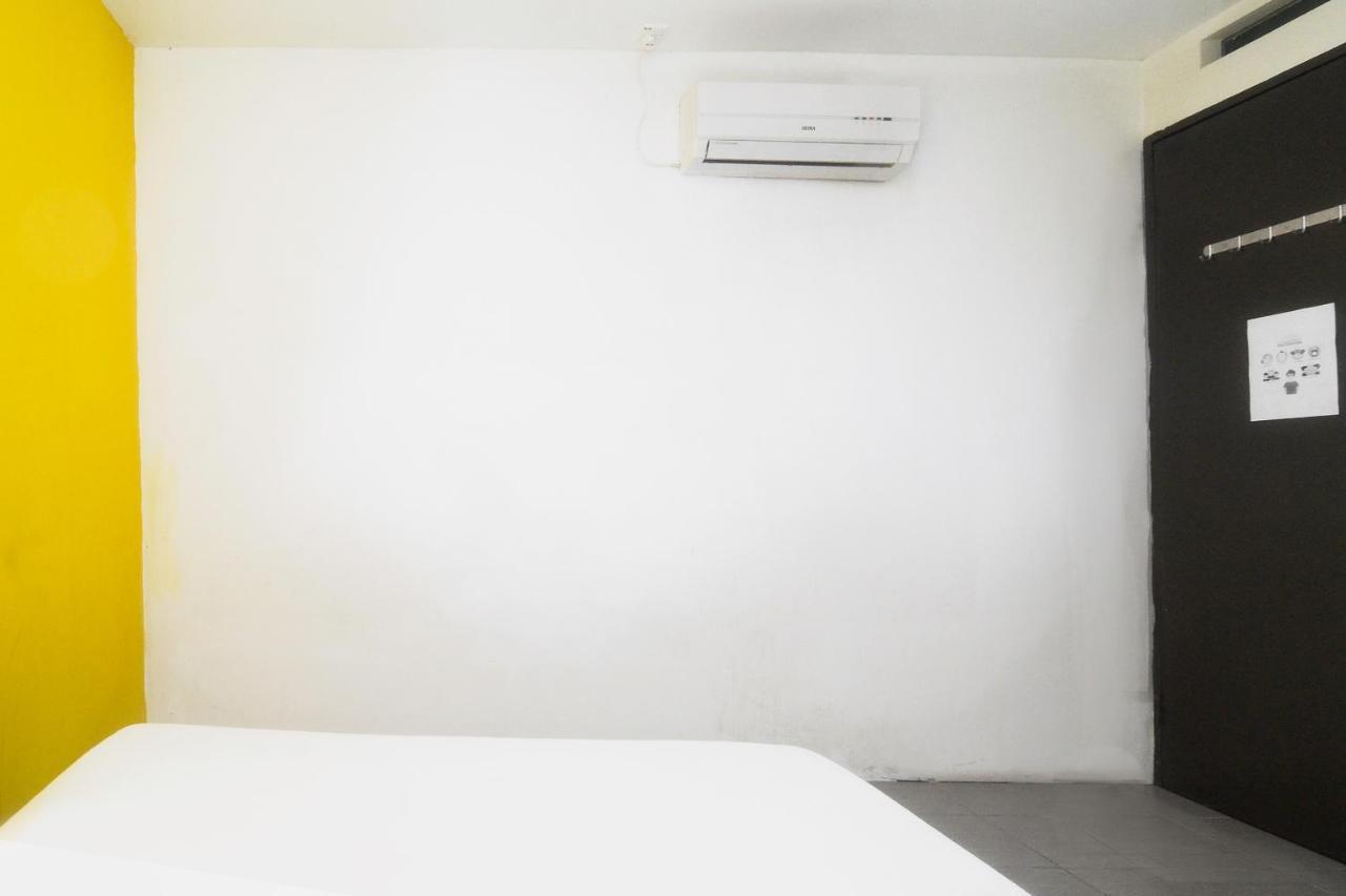 สปอต ออน 89886 แบ็คแพ็คเกอร์ สเตย์ เซอร์วิซ Hotel กูชิง ภายนอก รูปภาพ