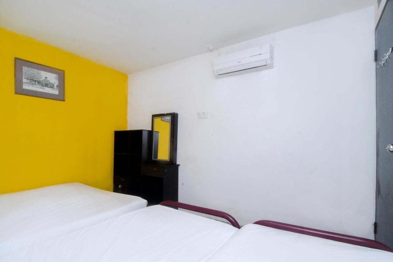 สปอต ออน 89886 แบ็คแพ็คเกอร์ สเตย์ เซอร์วิซ Hotel กูชิง ภายนอก รูปภาพ