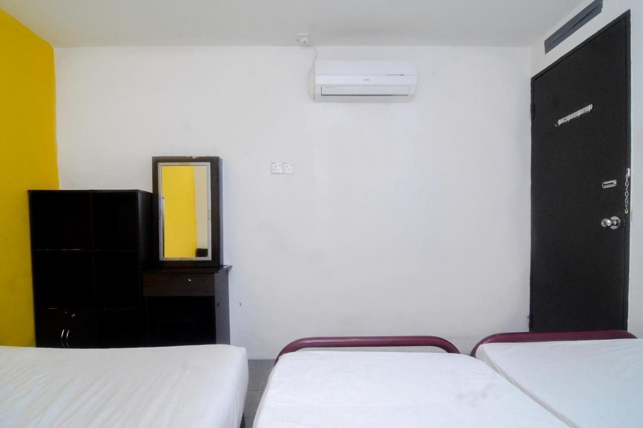 สปอต ออน 89886 แบ็คแพ็คเกอร์ สเตย์ เซอร์วิซ Hotel กูชิง ภายนอก รูปภาพ