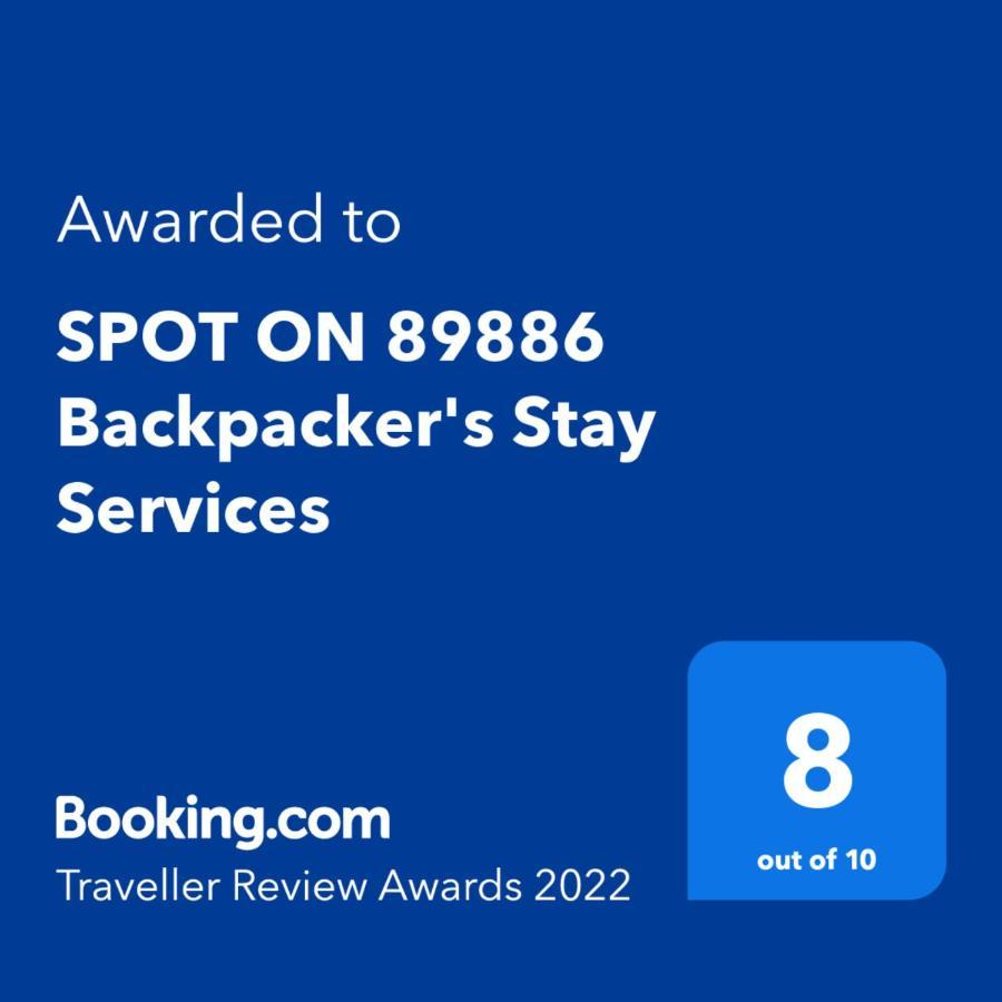 สปอต ออน 89886 แบ็คแพ็คเกอร์ สเตย์ เซอร์วิซ Hotel กูชิง ภายนอก รูปภาพ